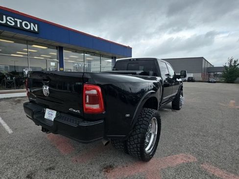 Used 2024 RAM 3500 Limited AWD/4WD image 8