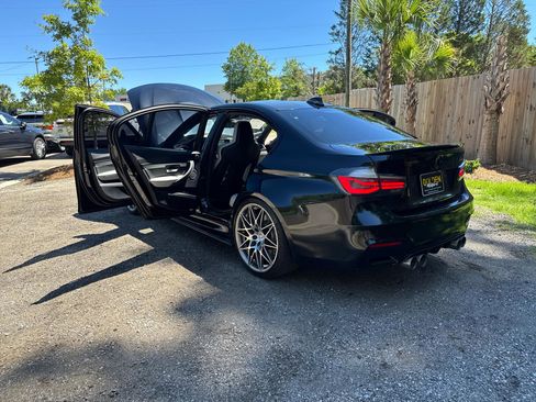 Used 2016 BMW M3 RWD image 19