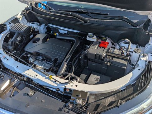 New 2026 Chevrolet Equinox LT w/ LPO, Floor Liner Package image 10