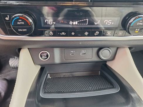 Used 2023 Nissan Rogue SL AWD/4WD image 25
