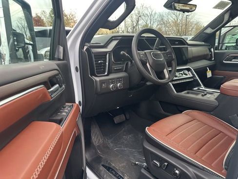 New 2026 GMC Sierra 2500 Denali Ultimate image 18