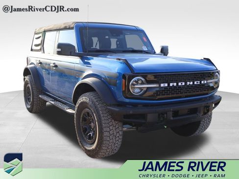 Used 2024 Ford Bronco Wildtrak AWD/4WD image 11