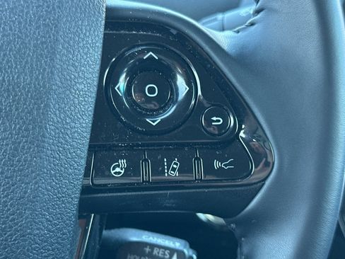 Used 2022 Toyota Prius Prime Limited image 36