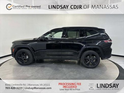 Certified 2023 Jeep Grand Cherokee Limited w/ Black Appearance Package AWD/4WD image 6