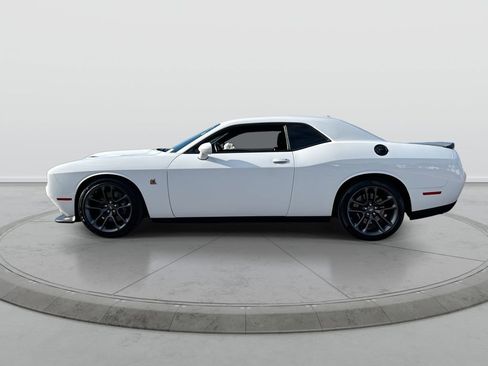 Used 2023 Dodge Challenger R/T Scat Pack RWD image 5