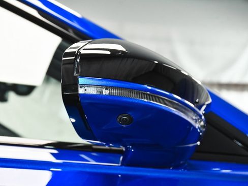 Used 2024 Audi S8 w/ S8 Comfort Plus Package image 80