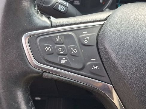 Certified 2018 Chevrolet Malibu Premier w/ Premier Sun and Wheel Package FWD image 22