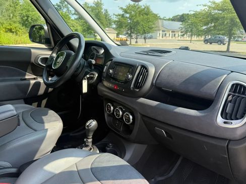Used 2015 FIAT 500L Lounge FWD image 17