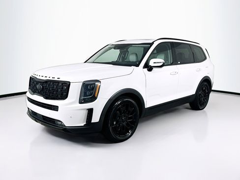 Used 2021 Kia Telluride SX w/ SX Prestige Package AWD/4WD image 3