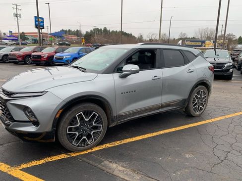 Used 2023 Chevrolet Blazer RS w/ LPO, Floor Liner Package image 2