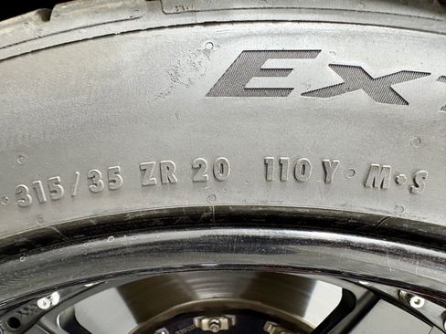 Used 2021 Dodge Charger SRT Hellcat RWD image 10