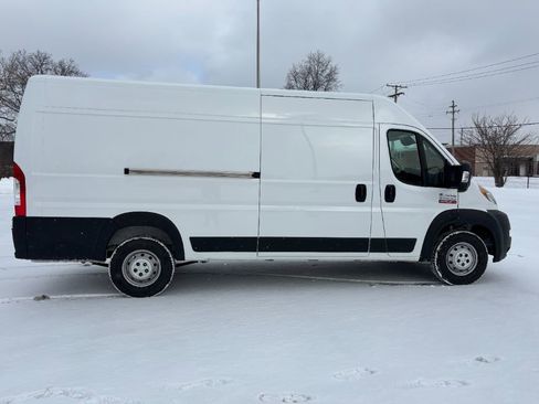 Used 2022 RAM ProMaster 3500 w/ Convenience Group image 3