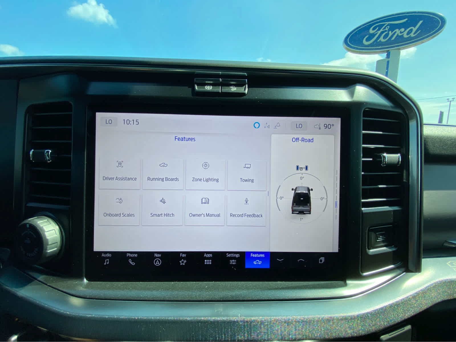 Used 2026 Ford F250 Platinum w/ FX4 Off-Road Package AWD/4WD image 41