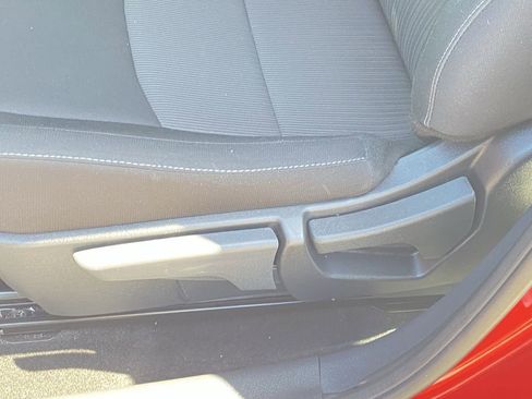 New 2025 Nissan Sentra SV image 19