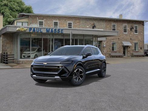 New 2025 Chevrolet Equinox EV LT image 8