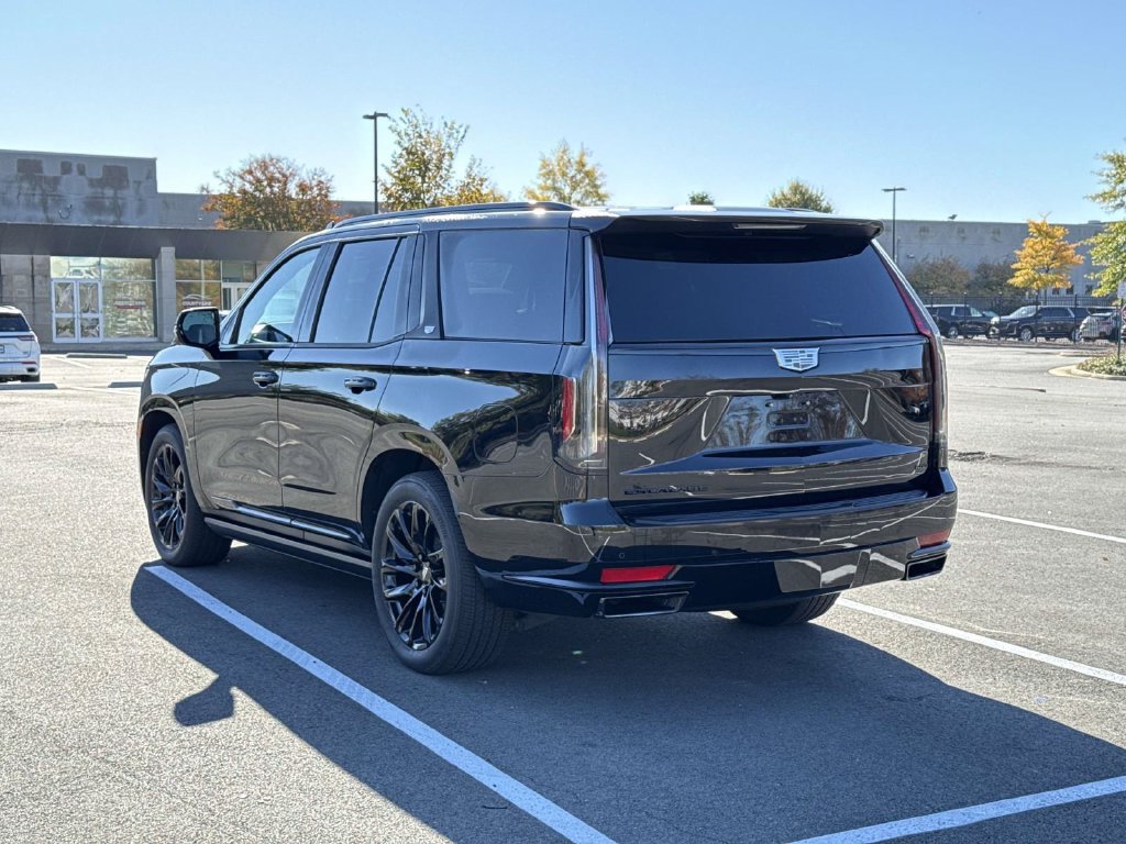 Used 2023 Cadillac Escalade Sport Platinum w/ LPO, ONYX Package AWD/4WD image 21