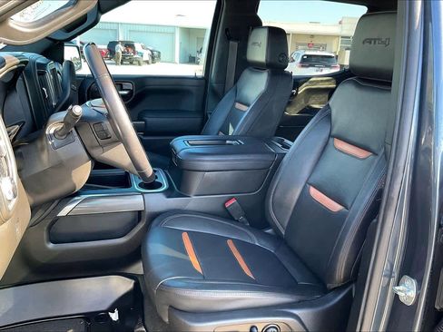 Used 2022 GMC Sierra 1500 AT4 w/ AT4 Preferred Package image 8