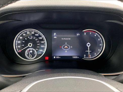 Used 2022 Genesis G70 3.3T AWD/4WD image 20