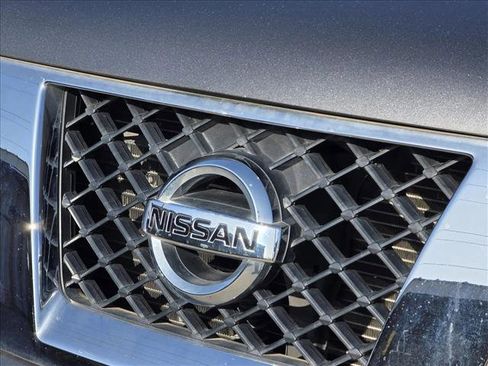 Used 2019 Nissan Frontier SV image 10