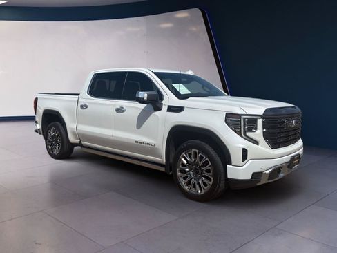 Used 2023 GMC Sierra 1500 Denali Ultimate AWD/4WD image 7