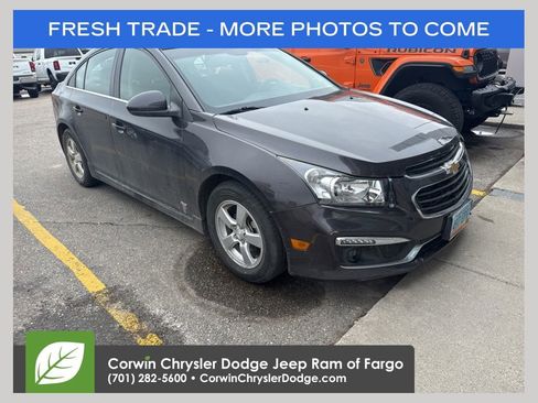 Used 2015 Chevrolet Cruze LT image 1