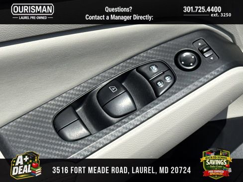 Used 2025 Nissan Altima 2.5 SV FWD image 8