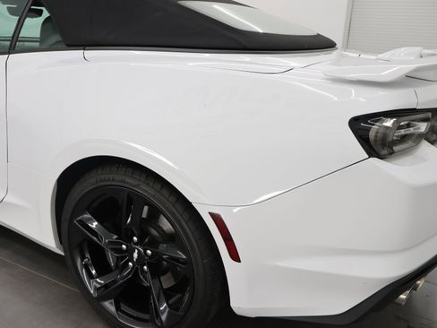 Used 2019 Chevrolet Camaro SS RWD image 28