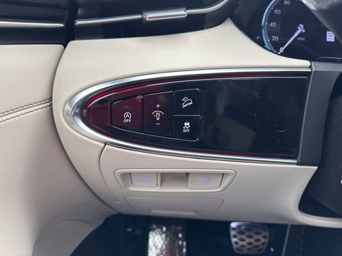 New 2025 Genesis GV70 3.5T Sport w/ Sport Prestige Package image 39