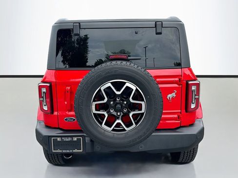 Used 2024 Ford Bronco Outer Banks AWD/4WD image 7