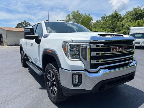 Used 2021 GMC Sierra 2500 SLE w/ SLE Convenience Package AWD/4WD image 4