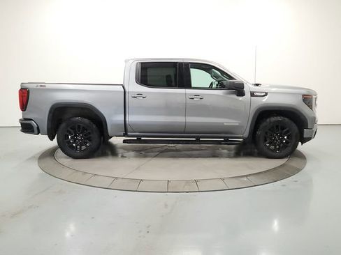 Used 2023 GMC Sierra 1500 Elevation w/ X31 Off-Road Package image 8