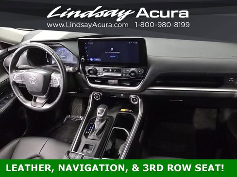 Used 2024 Toyota Grand Highlander XLE image 10