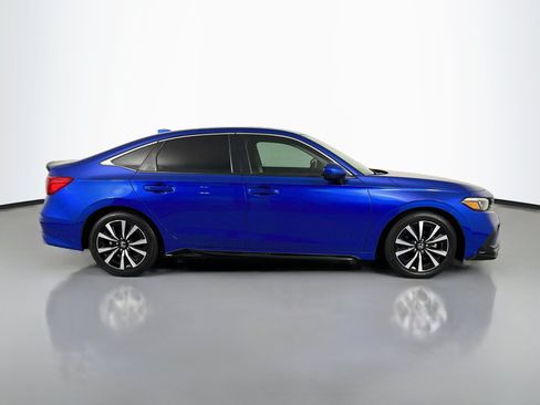 Certified 2023 Honda Civic EX image 4