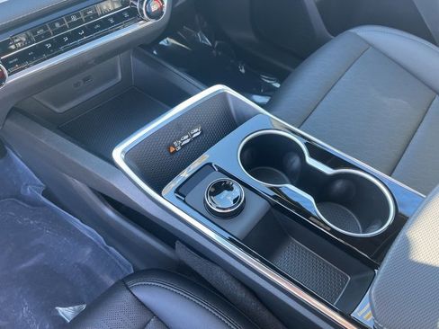 New 2026 Chevrolet Equinox LT w/ Convenience Package II image 28