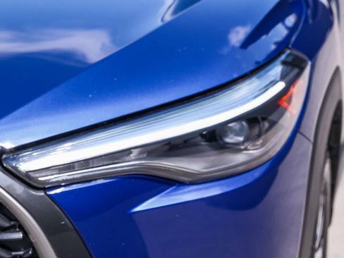 Certified 2024 Toyota Corolla Cross XLE FWD image 12