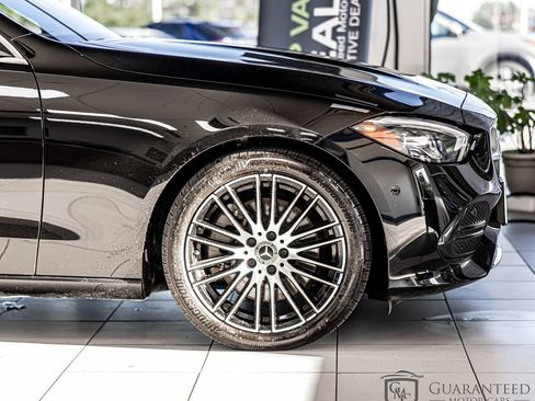 Used 2024 Mercedes-Benz C 300 4MATIC Sedan image 11