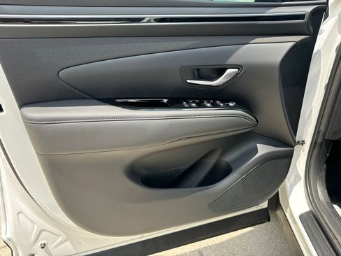 Certified 2024 Hyundai Tucson SEL AWD/4WD image 10