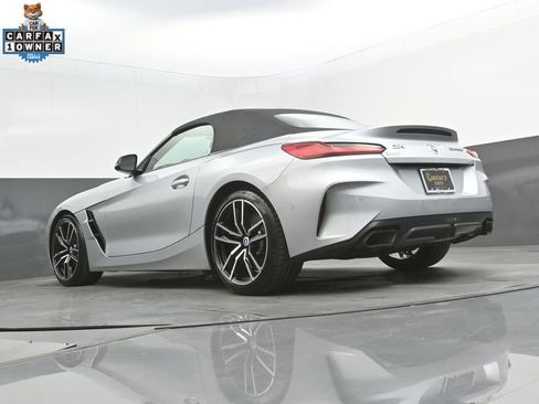 Certified 2022 BMW Z4 M40i w/ Premium Package image 35