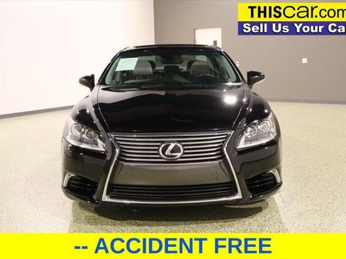 Used 2016 Lexus LS 460 460 w/ Comfort Package image 2