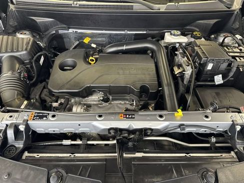 Certified 2024 Chevrolet Equinox LT image 28