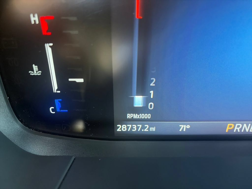 Used 2025 Ford Escape ST-Line Select AWD/4WD image 17