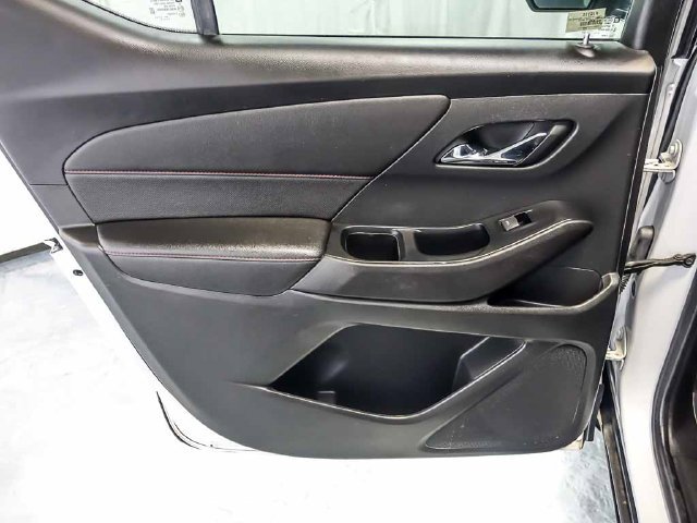 Certified 2023 Chevrolet Traverse RS w/ LPO, Floor Liner Package AWD/4WD image 33
