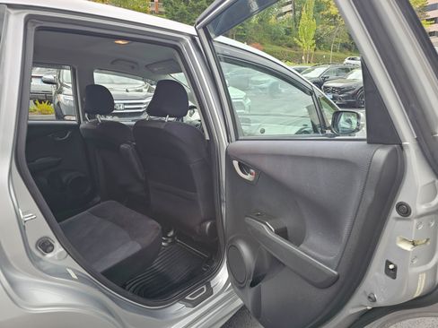 Used 2011 Honda Fit Sport image 14
