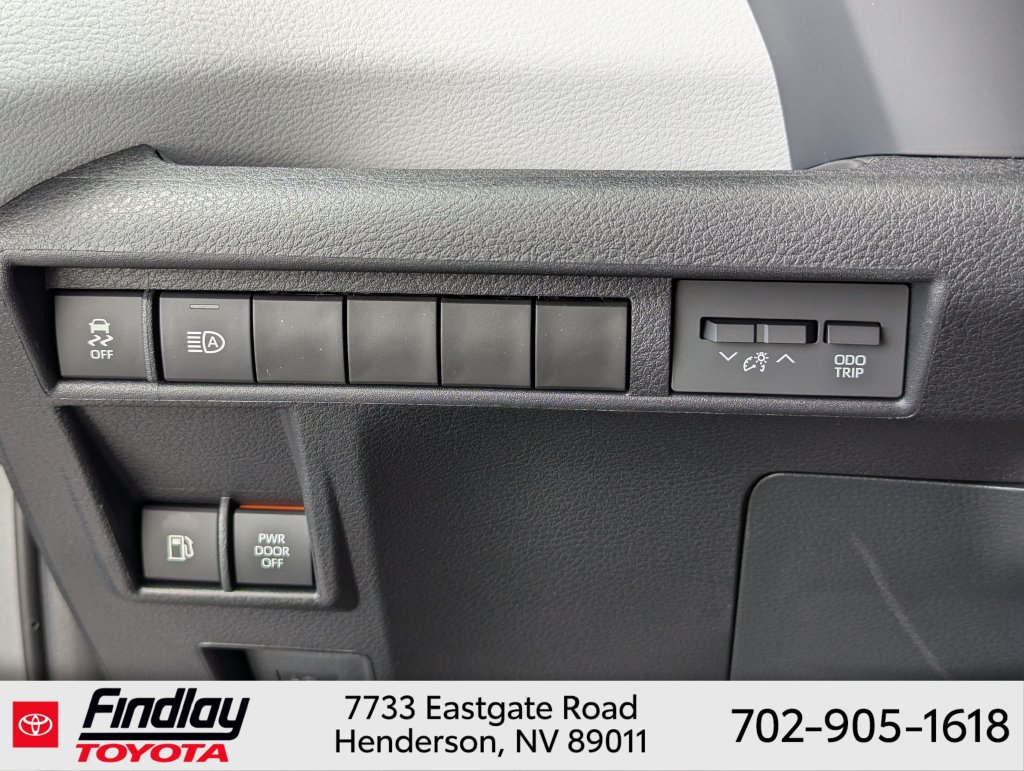 Certified 2026 Toyota Sienna LE FWD image 20