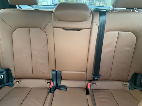 Used 2024 Audi Q3 2.0T Premium Plus w/ Premium Plus Package image 36