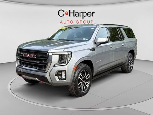 Used 2023 GMC Yukon XL AT4 w/ Technology Package AWD/4WD image 6