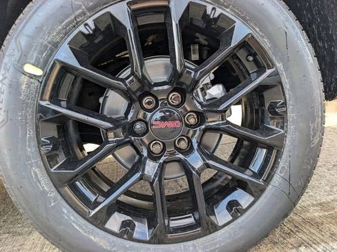 New 2026 GMC Yukon XL Elevation RWD image 6