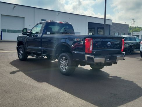 New 2025 Ford F250 XLT w/ F-250 >10K GVWR Package image 3