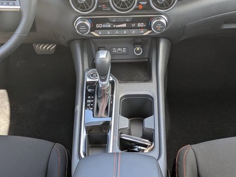 New 2025 Nissan Sentra SR image 18