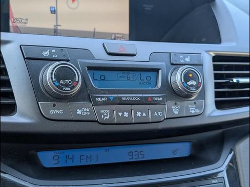 Used 2013 Honda Odyssey Touring image 14